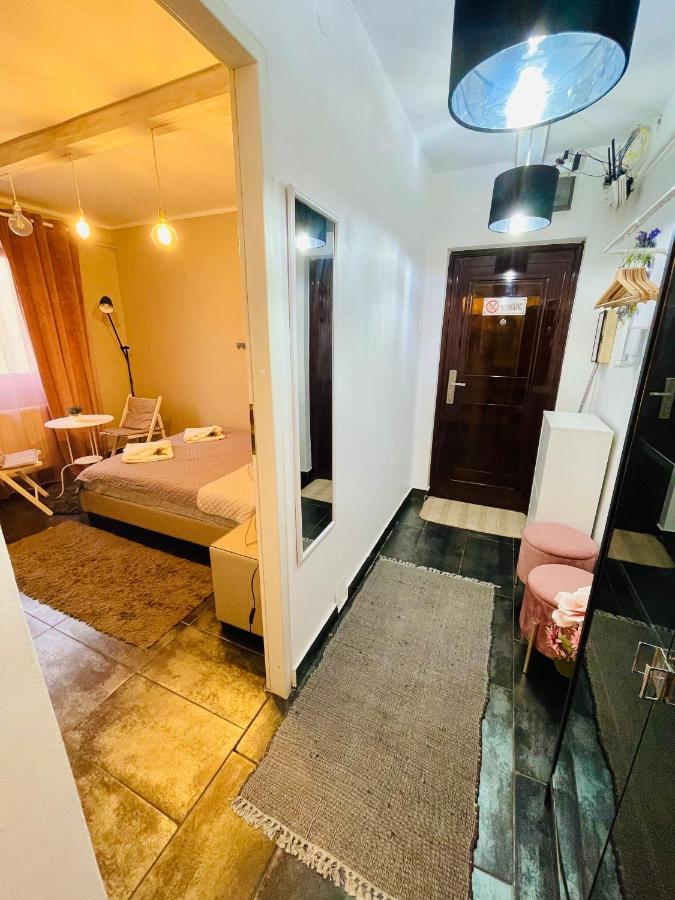 Private Place To Stay Self Check In-Nonstop- Netflix-Wifi Resita Exterior photo